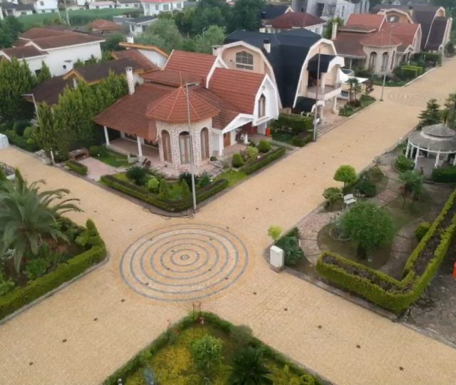 فروش ویلا لوکس و مدرن در منطقه چلندر