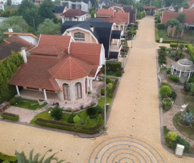 فروش ویلا لوکس و مدرن در منطقه چلندر