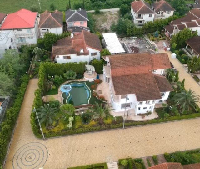 فروش ویلا لوکس و مدرن در منطقه چلندر