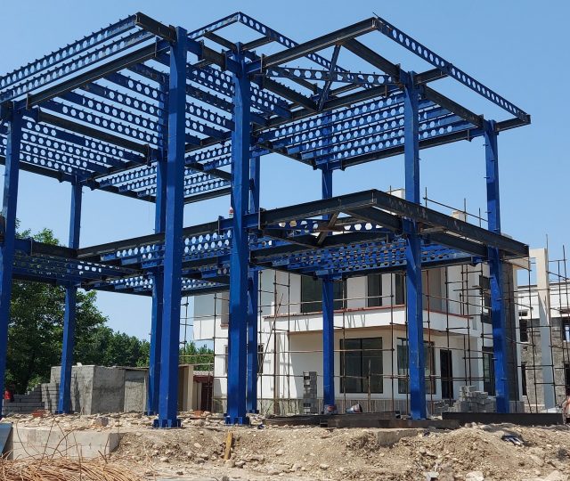 طراحی و اجرای اسکلت فولادی در شمال