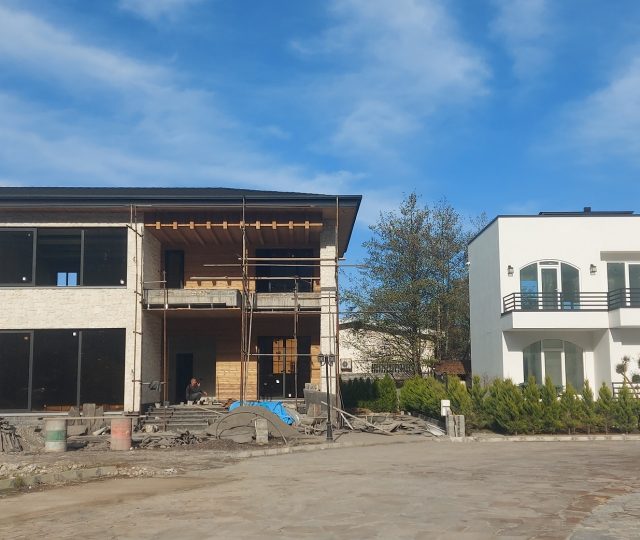 فروش ویلا زیرقیمت در شمال شهرک نارون