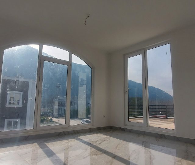 فروش ویلا زیرقیمت در شمال شهرک نارون