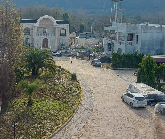 فروش ویلا زیرقیمت در شمال شهرک نارون