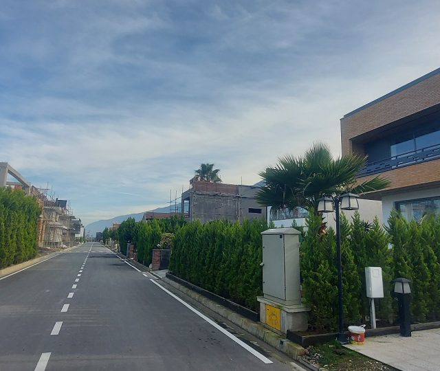 فروش ویلا زیرقیمت در شمال شهرک نارون