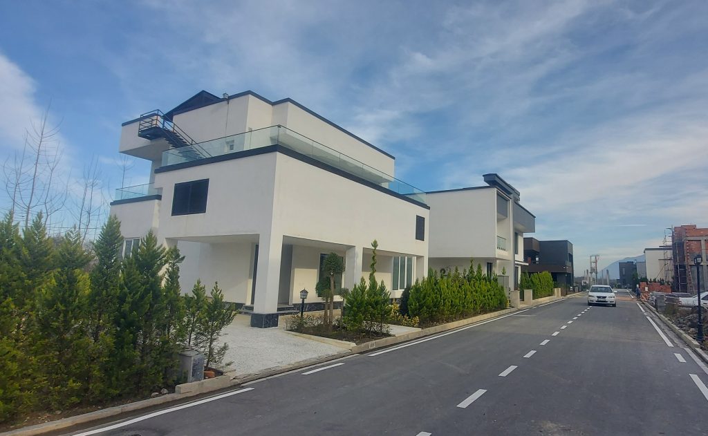 فروش ویلا در چیلک شهرک نارون