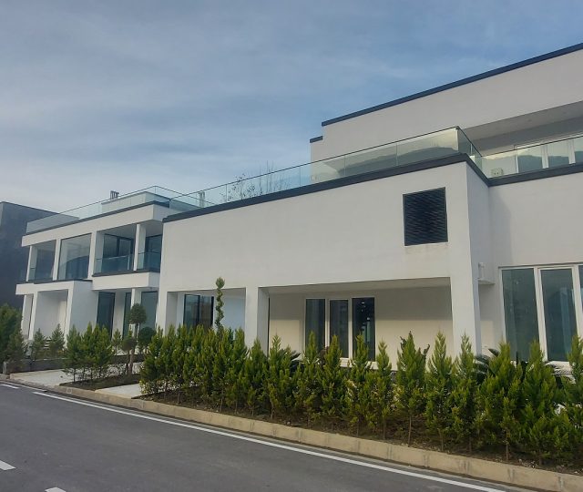 فروش ویلا با استخر روف در نوشهر