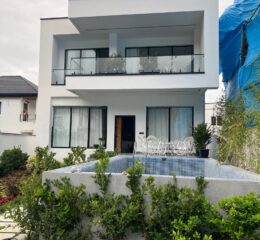 ویلا لوکس ملکار با استخر و ویوی بی‌نظیر جنگل